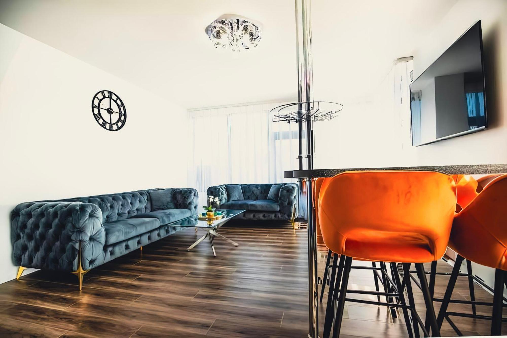 Center Pearl 2Br Wifi Easy-Check-In Apartment Klaipeda Luaran gambar